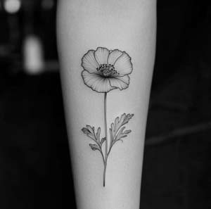 5_Delicately_Shaded_Minimalist_Poppy_Flower_Tattoo